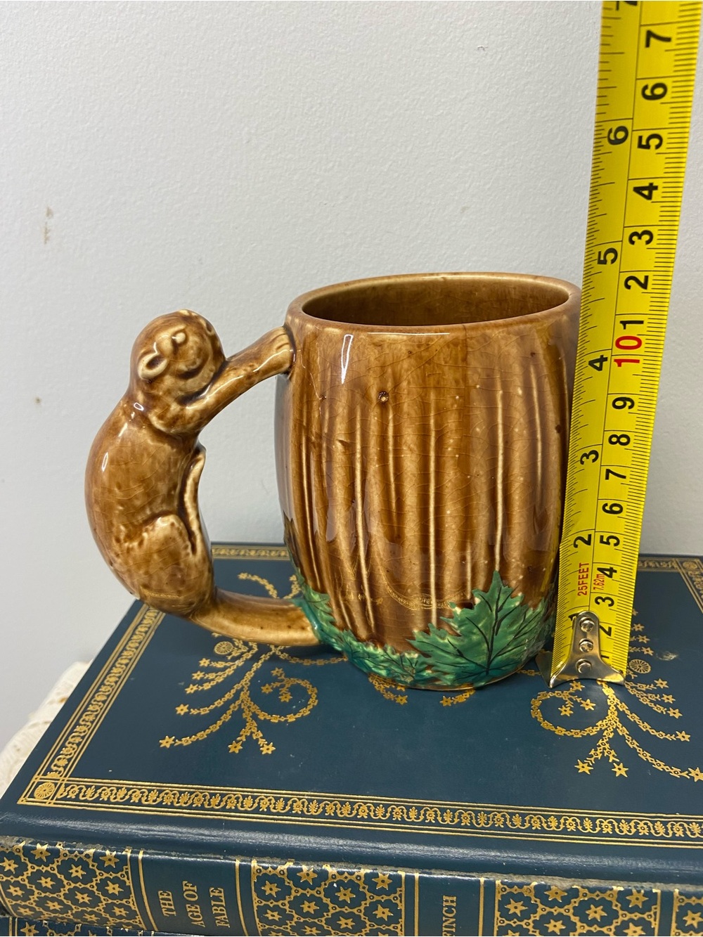 Vintage Ceramic Beaver Handle Mug Hand Painted Leaves 1950's Shafford Japan - Picture 2 of 8